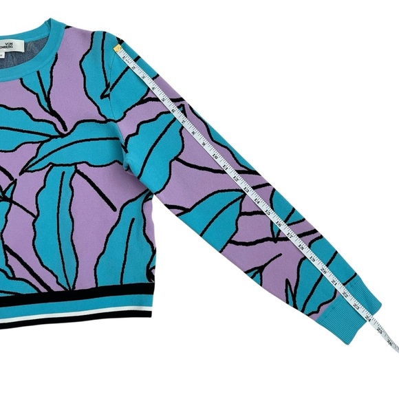 Diane Von Furstenberg Paskavan Leaf Print Cropped Sweater In Lilac Blue Size M - Picture 11 of 11